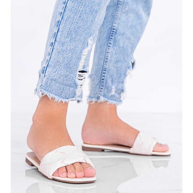 Beige tofflor med en flätad Iren -övre 1