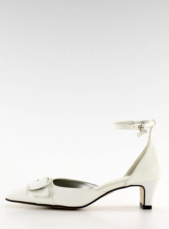 Pumpar med spännet 39696-1 vit brun 1