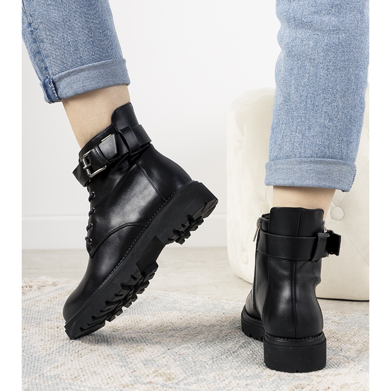 Black Cross Jeans Amadis damskor svart 1