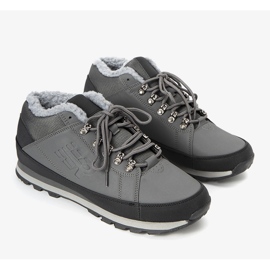 Grå isolerade herrsportskor Grifar 1