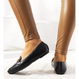 Svarta loafers med fyrkantig tå från Milder 1