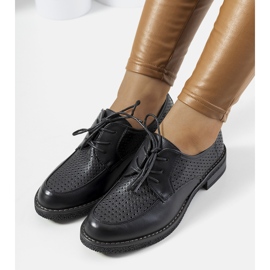 Edda svarta genombrutna oxfordskor 2