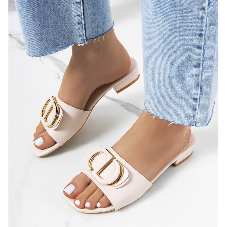 Beige tofflor med platt Cammeray-klack 1