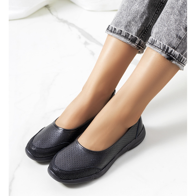 Mirjam ballerinor i svart läder 1