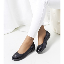 Nerena ballerinor i svart läder 1