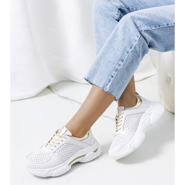 Eloise sneakers i vitt och guld gyllene 1