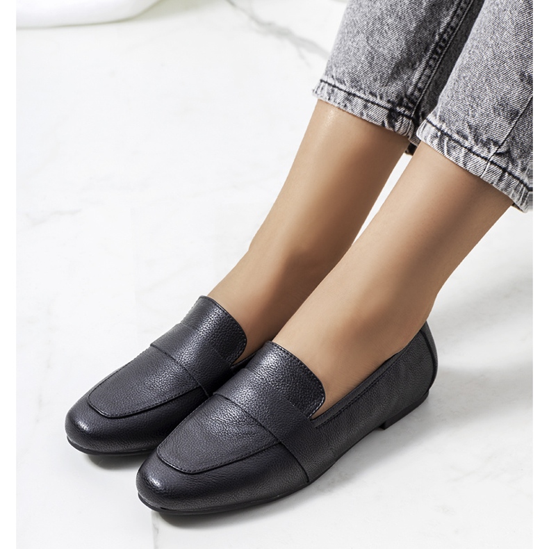 Lönnskor för kvinnor i svart läder 1