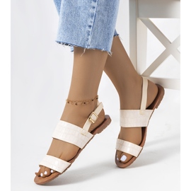 Beiga damsandaler från Chinn beige 1