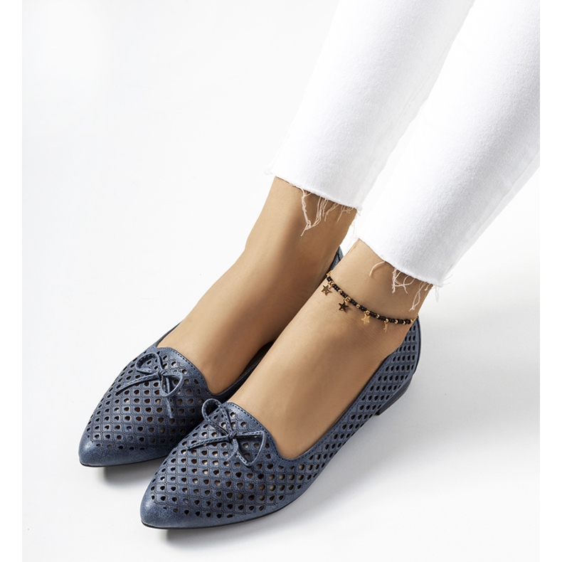 Gayle marinblå genombrutna ballerinor 1