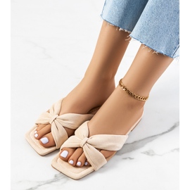 Beige Howse damtofflor 1