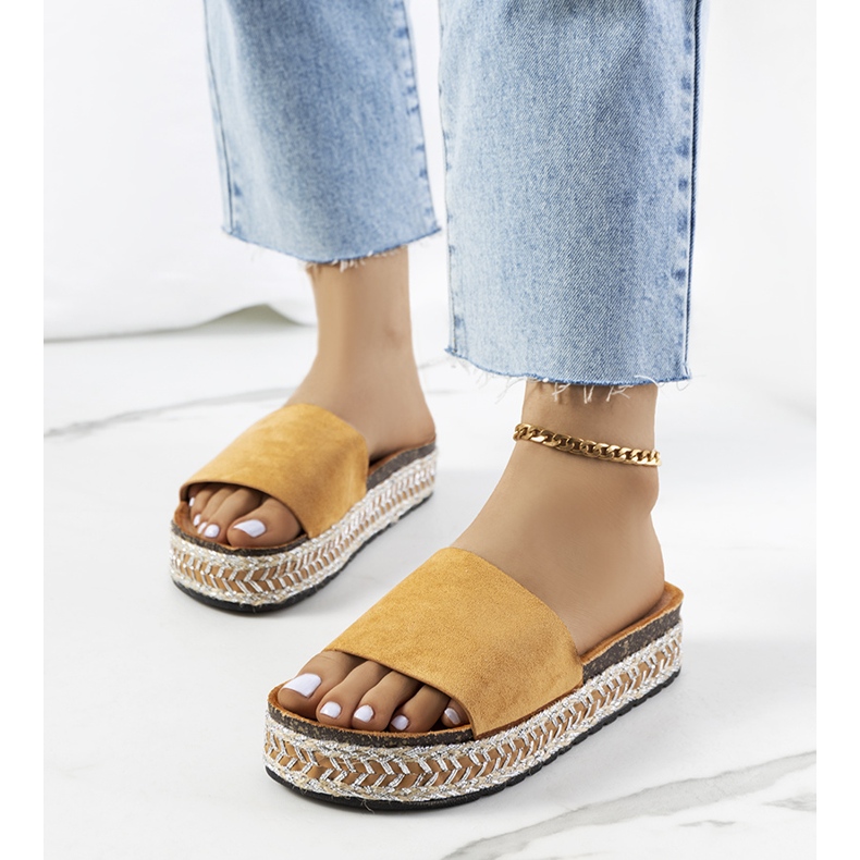 Bruna sandaler på Bonython korksula 1