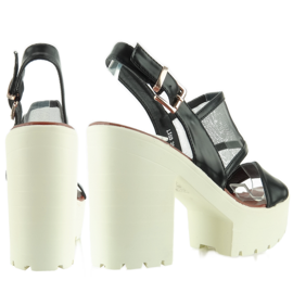 Högsulade sandaler LX03 Svart 2