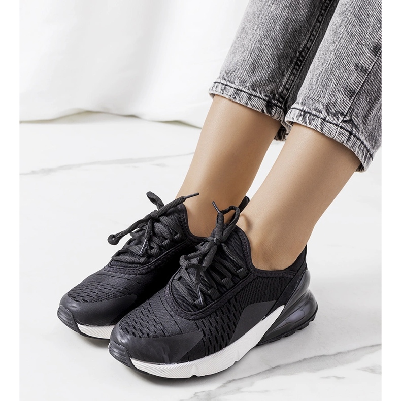 Svarta Sint-sportsneakers 1