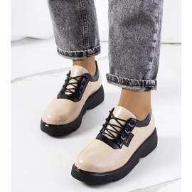 Beige skor från Parram 1