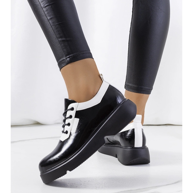 Svarta damskor från Parram 1