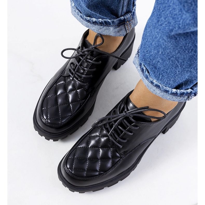 Svarta högklackade skor från Landra 1