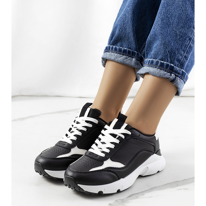 Svarta Ballater sneakers 1