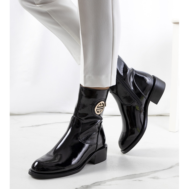 PA1 Svarta patentstövlar från Rodovia 1