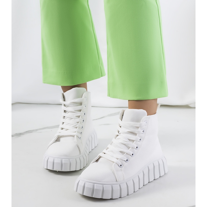 BM Vita sneakers på Horizo-plattformen 1