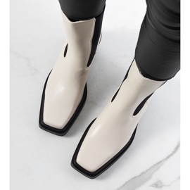 Beige Maret stövlar 2