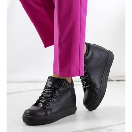 Svarta sneakers på Big Star EE274127 wedge 1