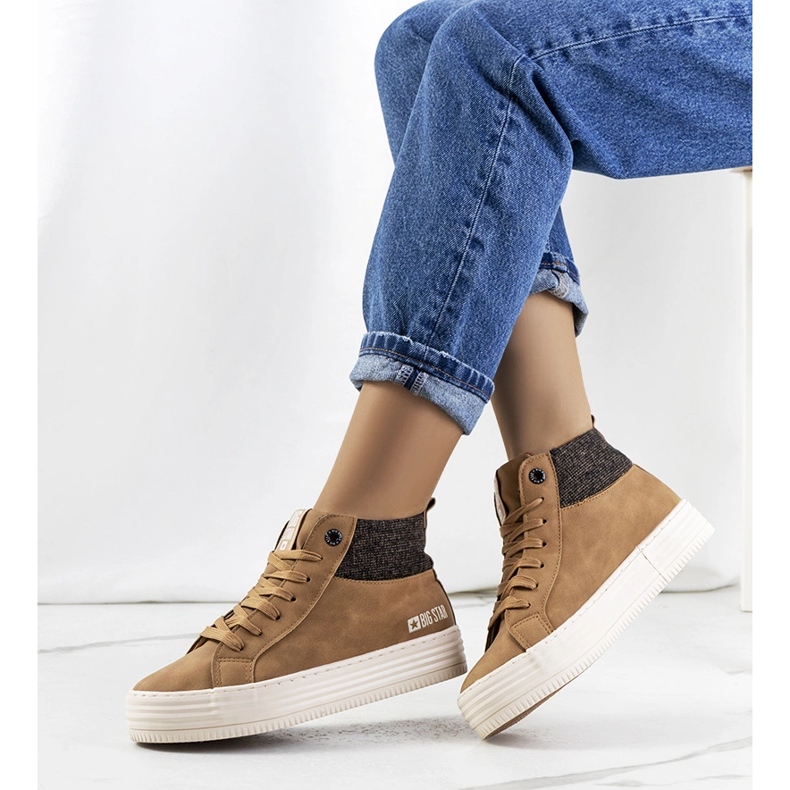 Bruna isolerade sneakers Big Star II274145 1