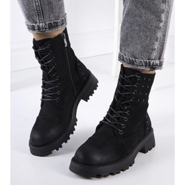 Svarta stövlar i ekomocka från Polperro 1