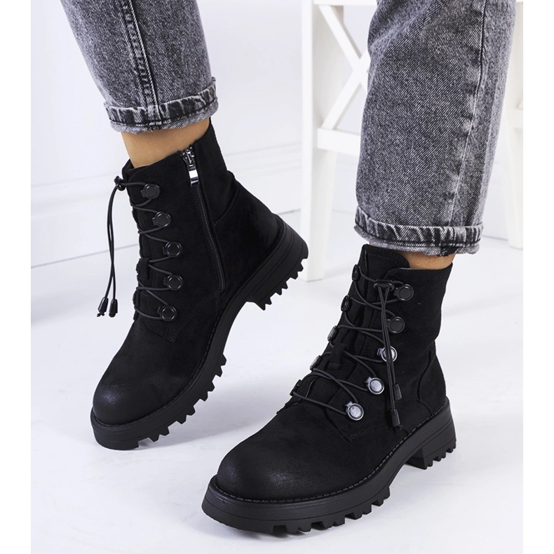 Svarta Cesterfield-stövlar i ekomocka 1