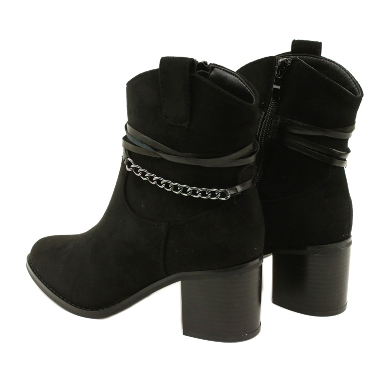 M.Daszyński Kvinnors mocka stövlar isolerade med svart kedja 4