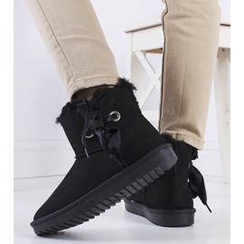 Svarta snökängor med Lachance-rosett 2