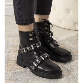 Svarta stövlar med dekorativa Ramsey cubic zirconia 1