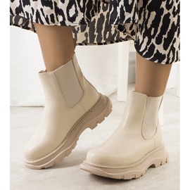 PA1 Pilar beige damstövlar 1