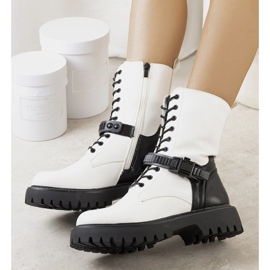 Livenzas vita väskor svart 1