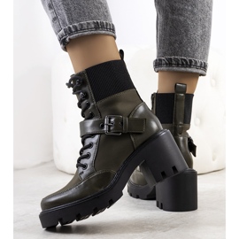 PA1 Gröna Messina högklackade skor 1