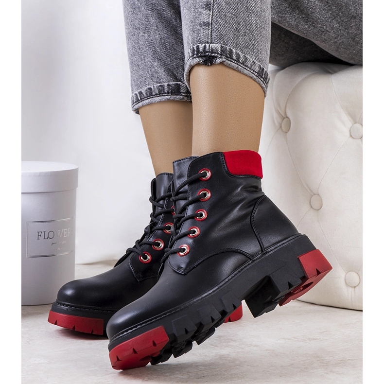 Svarta låga stövlar 1