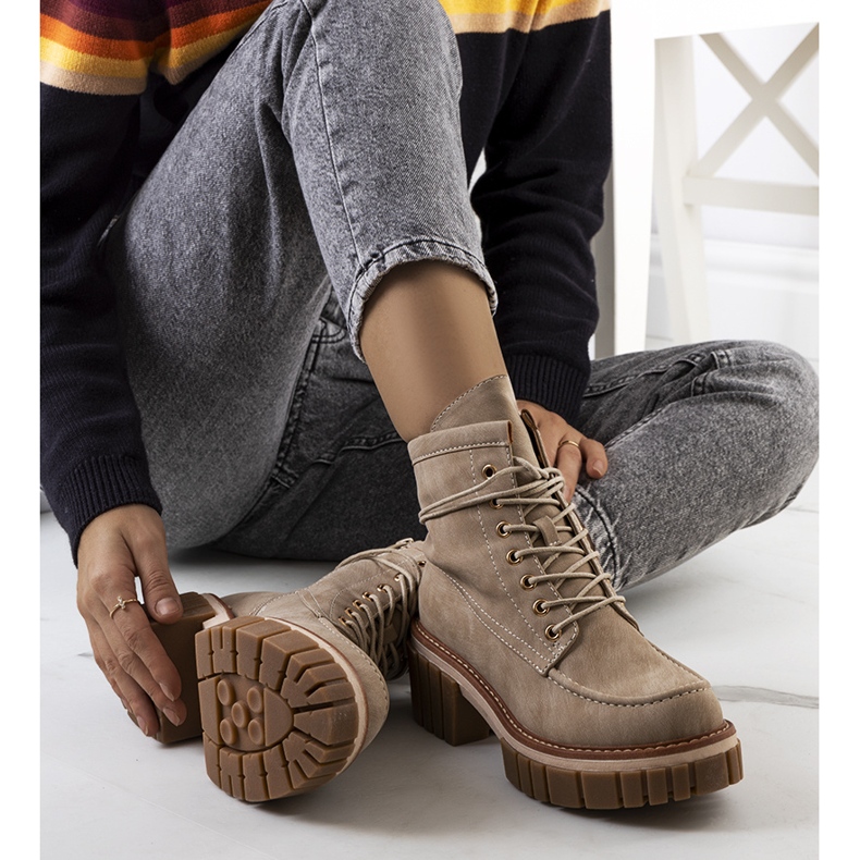 PA1 Beige fångare av Nicolo 1