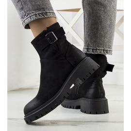 PA1 Svarta stövlar från Alejandra 1