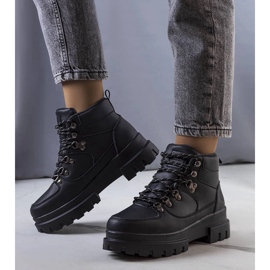 Svarta isolerade stövlar LCJ-22-31-1435L Lee Cooper 1