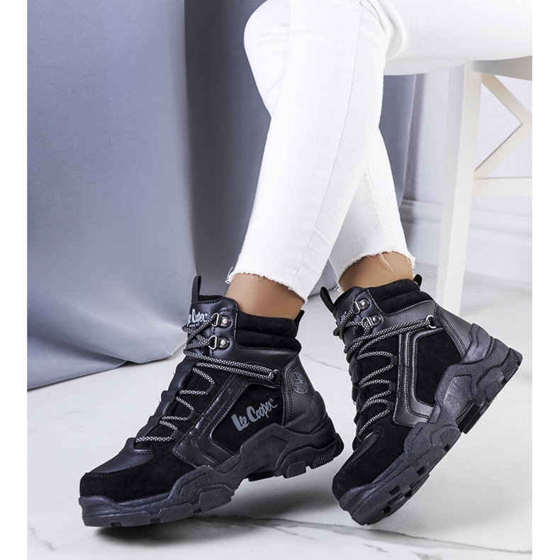 Svarta isolerade stövlar LCJ-22-31-1441L Lee Cooper 1