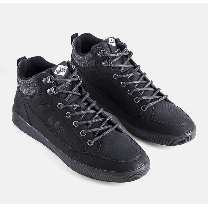 Lee Cooper Svarta isolerade sneakers LCJ-22-31-1454 1