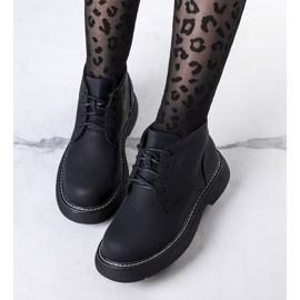 PA1 Svarta isolerade stövlar från Savino 1