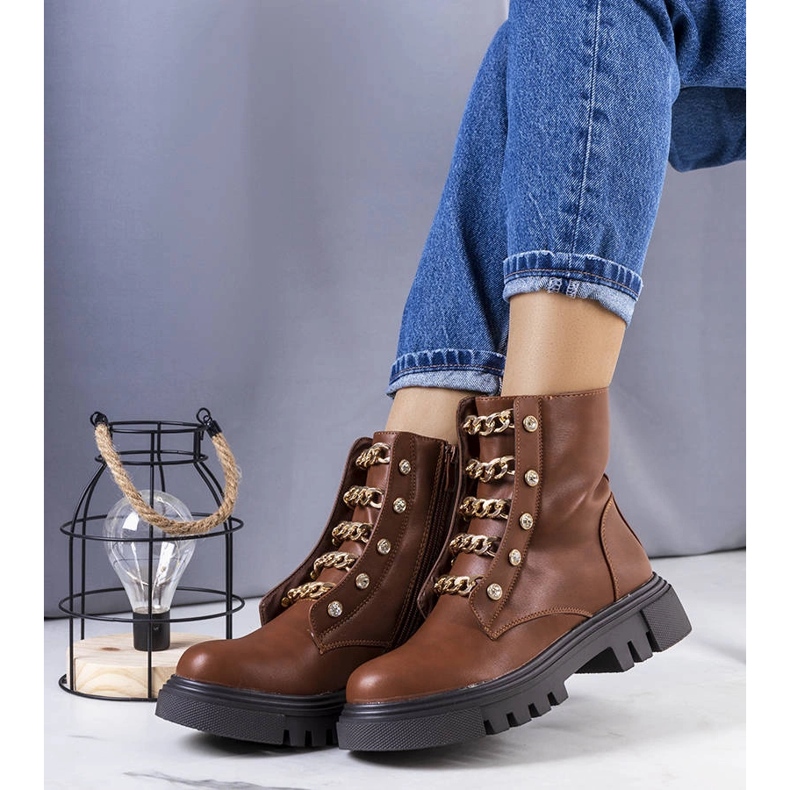 Kamelisolerade stövlar från Perno brun 1