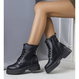 Evento Svarta isolerade stövlar från Jolene 1