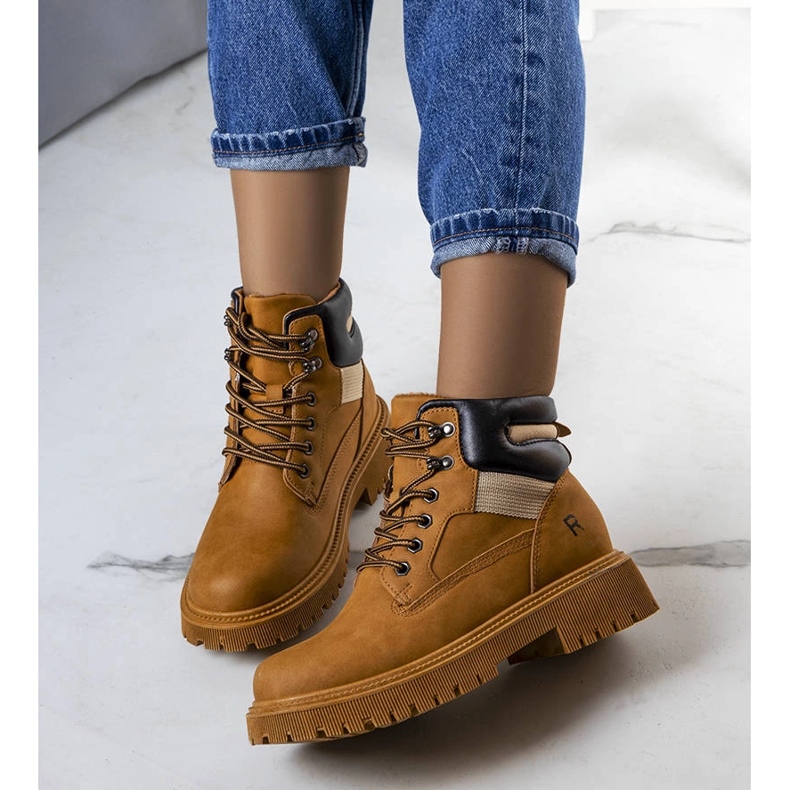 Bruna isolerade stövlar från Nadel 1