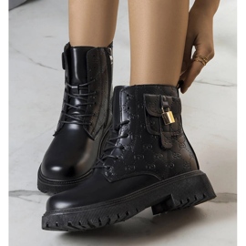 Svarta kolisolerade stövlar 1