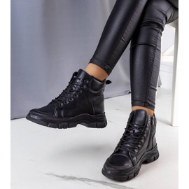 PA1 Svarta isolerade stövlar från Dinto 1