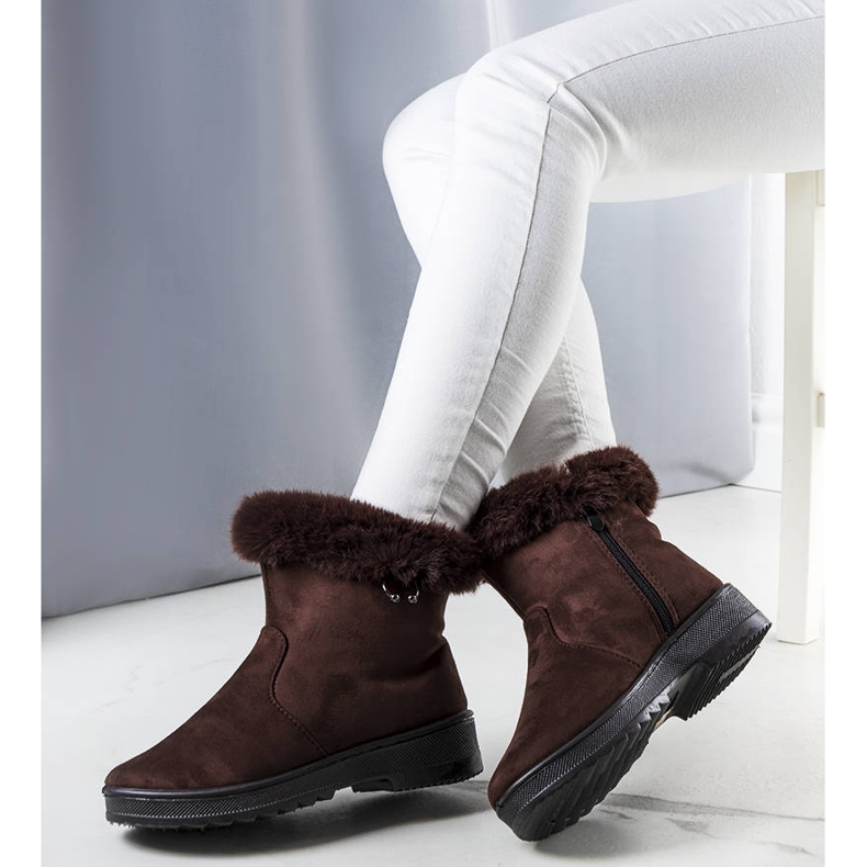 Bruna pälskantade snöstövlar från Marvin 1