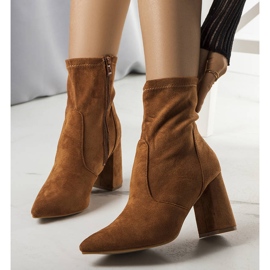 PA1 Kamelstövlar på Kensley-stolpen brun 2