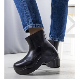 Svarta gummistövlar på hög Frolo-sula 1