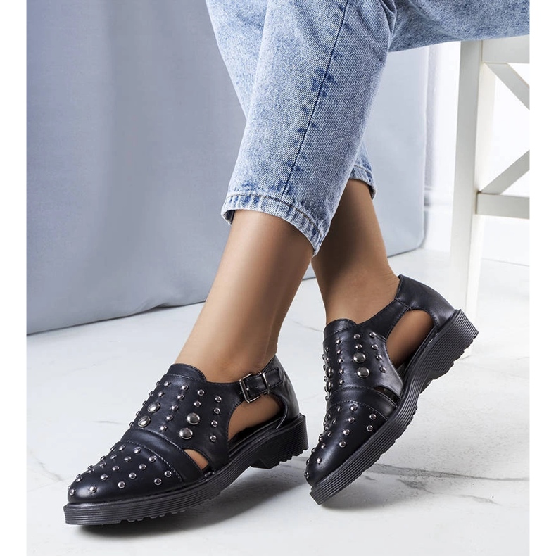 Svarta lågskurna skor från Eleana 1